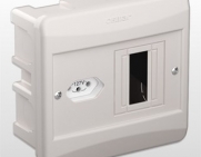 Tomada Universal Bipolar Padrão Brasileiro