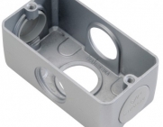 Caixa multipla em alumí­nio tipo X Com Rosca BSP